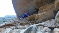 Escalada en Montanejos - Techo Pirineos: Jaime Arviza en el proceso de restauraci�n de la v�a Techo Pirineos en Montanejos