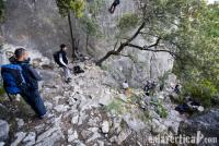 Escalada en Siurana - Un poco de sombra: Estupendo pi� de v�a en Can Marges - Superior