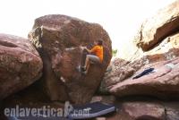 El Txavo a tope!!!: Miguel Valero dándolo todo en esta vía tan recomendable. Escalada en Albarracín - El Txavo a tope!!!: Miguel Valero dándolo todo en esta vía tan recomendable.
