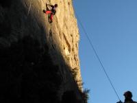 En busca de la foto perdida: Lluïso enfrentandose al Tirant lo Blanch después de una largo, largo, largo,... descanso. Escalada en Jérica - En busca de la foto perdida: Lluïso enfrentandose al Tirant lo Blanch después de una largo, largo, largo,... descanso.