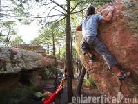 Nunca hay que perderla: David Escobar momentos antes de encadenarse este pedazo de bloque de 7a Escalada en Albarracín - Nunca hay que perderla: David Escobar momentos antes de encadenarse este pedazo de bloque de 7a