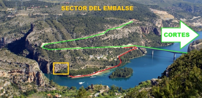 Acceso sector del embalse - Tomar el desvío a la derecha, justo antes de entrar en el puente, y seguir por la orilla del pantano hasta el final. 